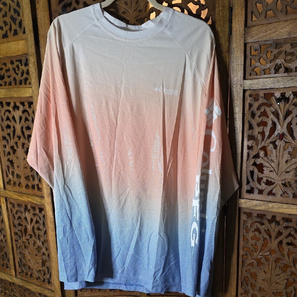Columbia Men's Ombre Blue and Peach Long Sleeve Tee
